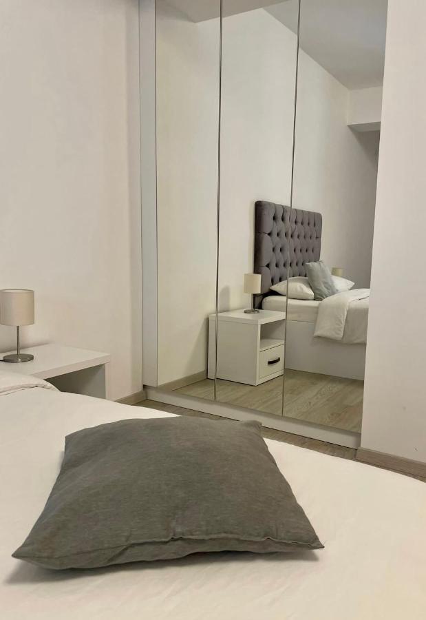 Apartament Studio Confort 4 Bukareszt Zewnętrze zdjęcie